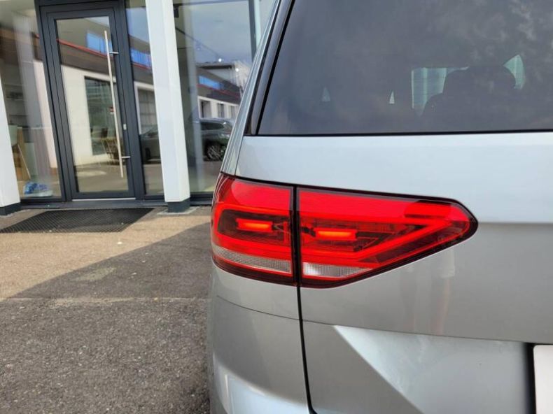 Volkswagen Touran - hlavní fotka