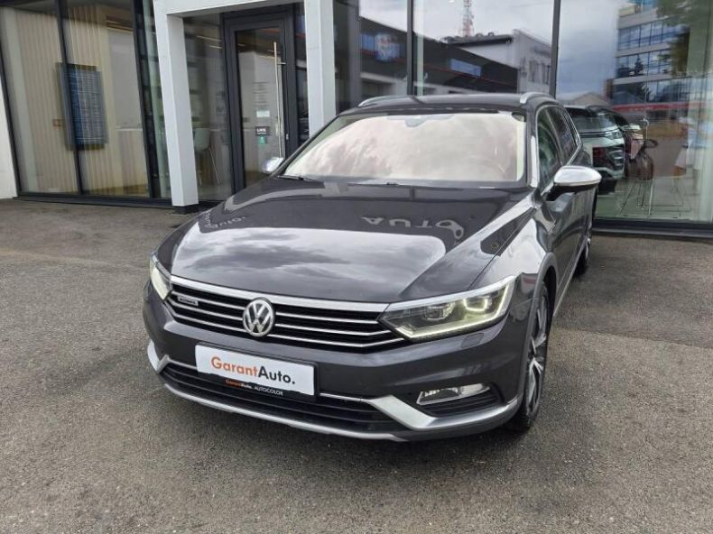 Volkswagen Passat - hlavní fotka inzerátu