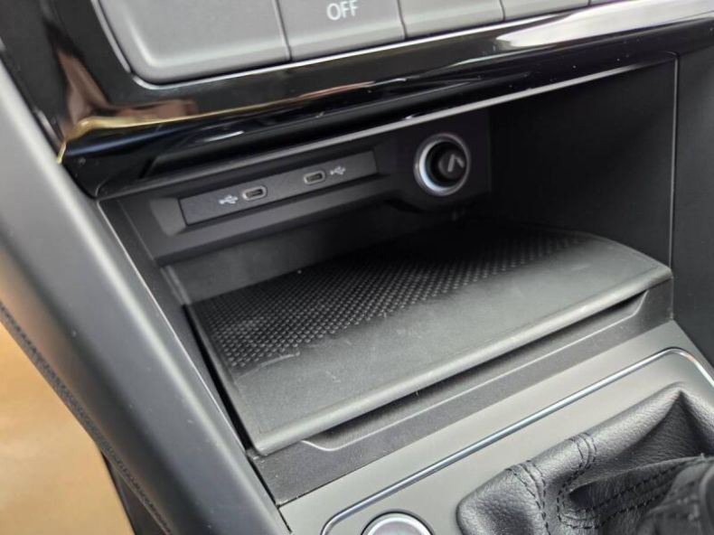 Volkswagen Touran - hlavní fotka