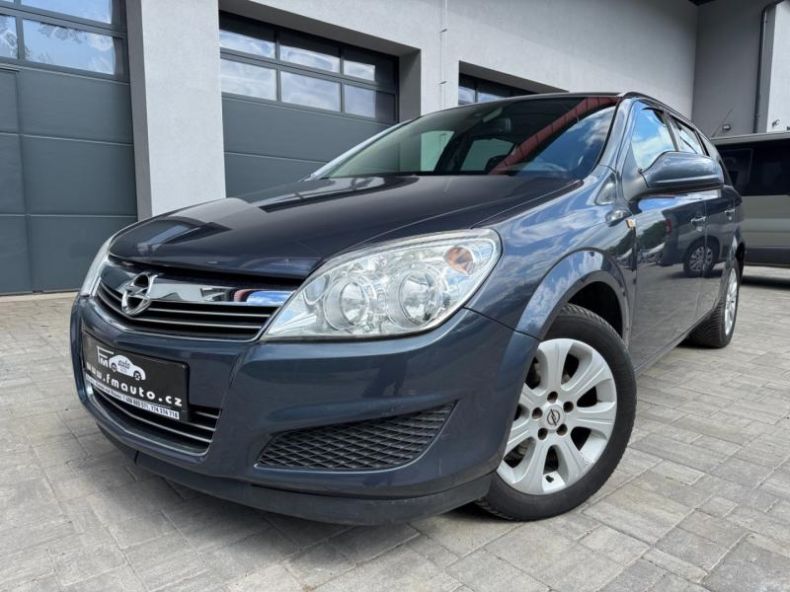 Opel Astra - hlavní fotka inzerátu