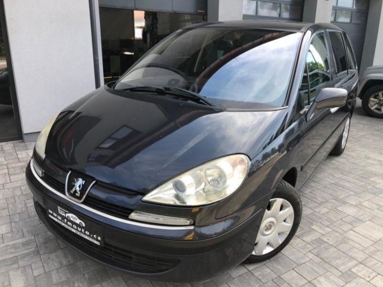 Peugeot 807 - hlavní fotka