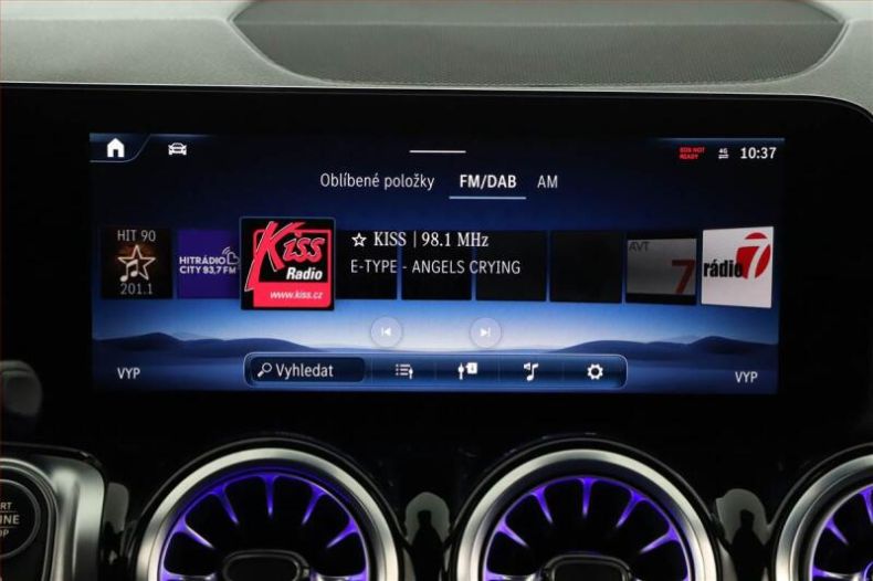 Mercedes GLB - hlavní fotka