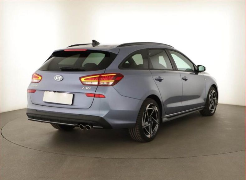 Hyundai i30 - hlavní fotka