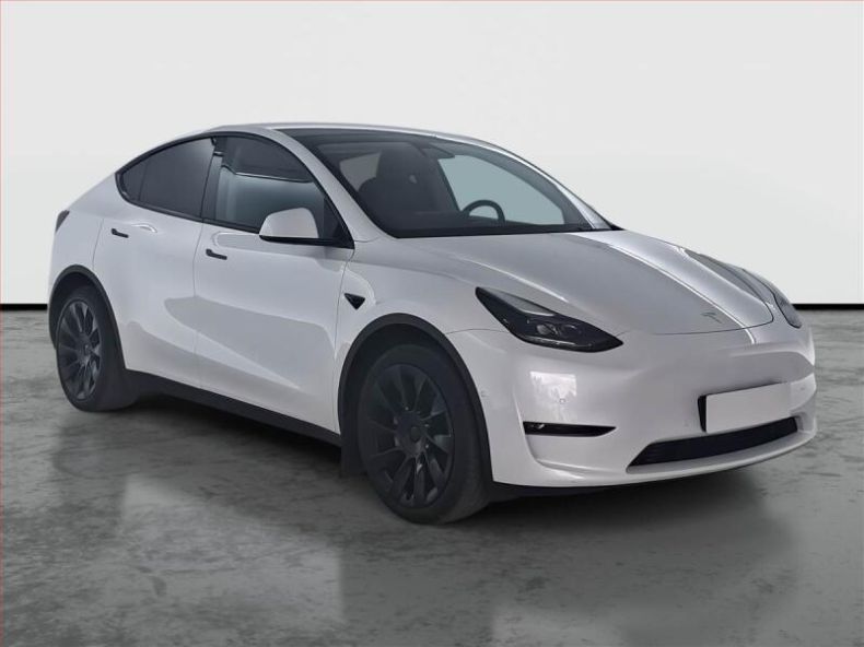 Tesla Model Y - hlavní foto