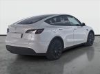 Tesla Model Y - fotka číslo 4