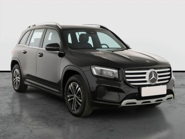 Mercedes GLB - hlavní foto