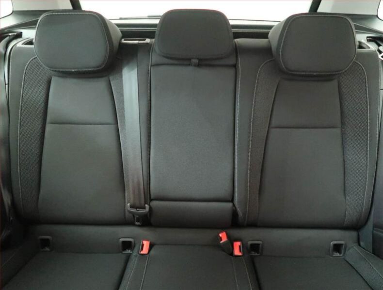 Škoda Karoq - hlavní fotka