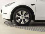 Tesla Model Y - fotka číslo 13