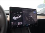 Tesla Model Y - fotka číslo 24