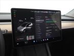 Tesla Model Y - fotka číslo 19