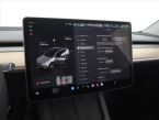 Tesla Model Y - fotka číslo 20