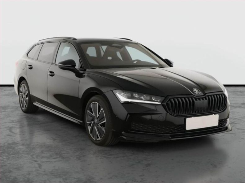 Škoda Superb - hlavní foto