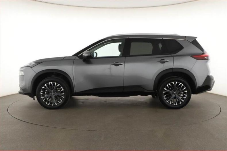 Nissan X-Trail - hlavní fotka