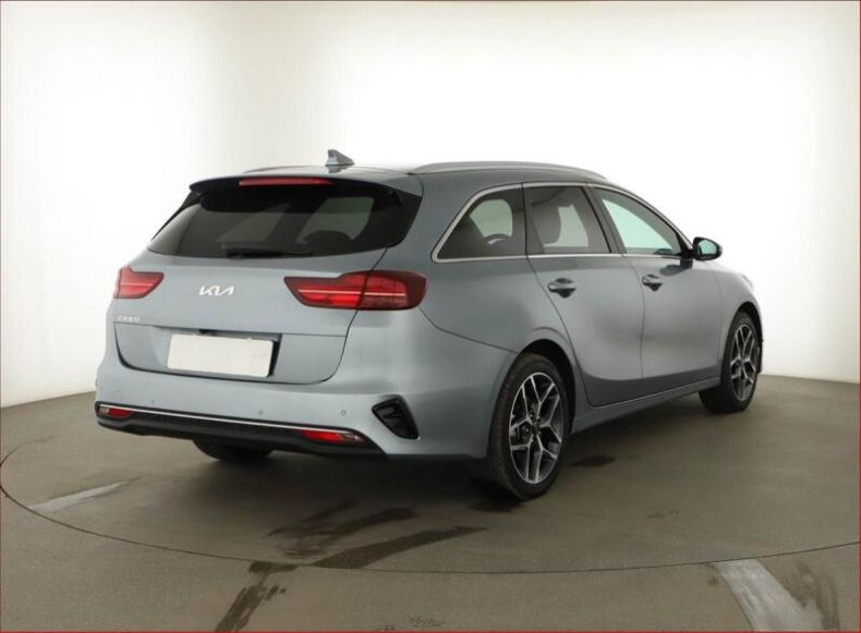 Kia Cee'd - hlavní fotka