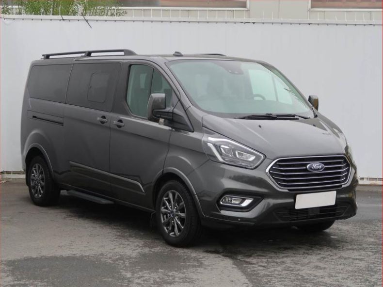 Ford Tourneo - hlavní foto