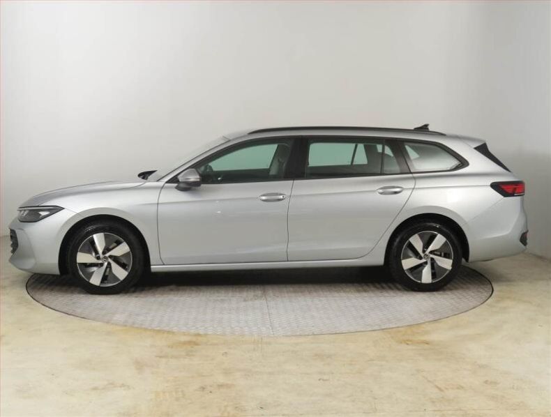Volkswagen Passat - hlavní fotka