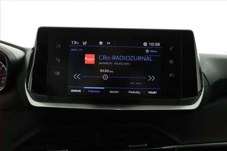 Peugeot 2008 - hlavní fotka