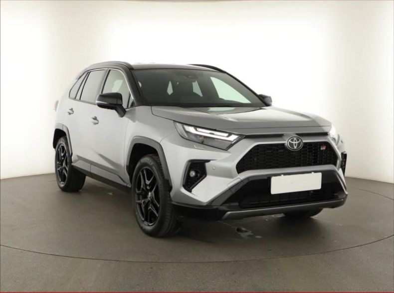 Toyota RAV 4 - hlavní foto