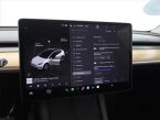 Tesla Model Y - fotka číslo 24