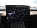 Tesla Model Y - fotka číslo 24