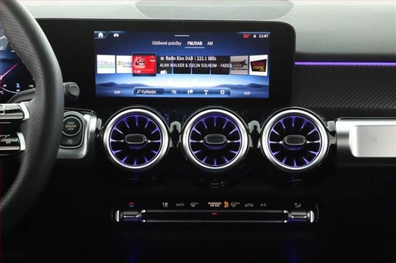 Mercedes GLB - hlavní fotka