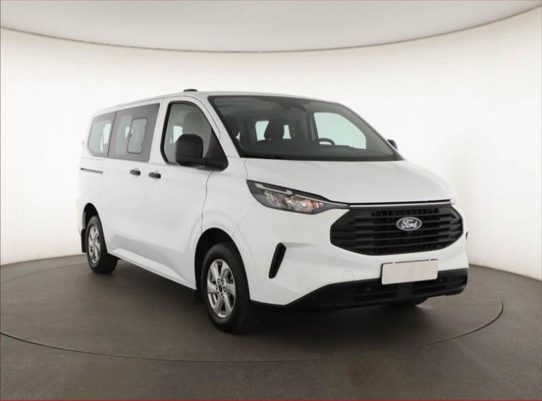 Ford Transit - hlavní foto