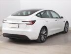 Tesla Model 3 - fotka číslo 4