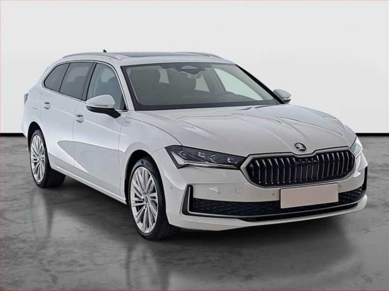 Škoda Superb - hlavní foto