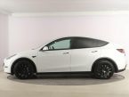 Tesla Model Y - fotka číslo 2