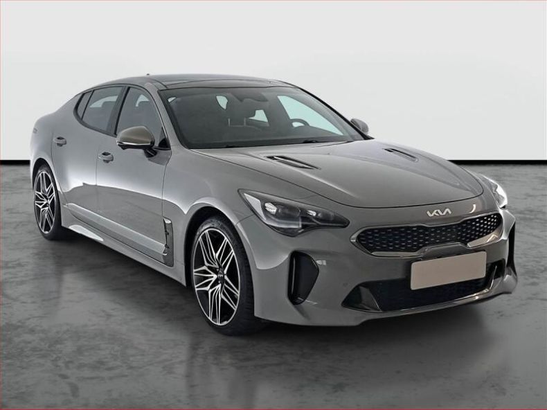 Kia Stinger - hlavní foto