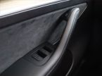 Tesla Model Y - fotka číslo 16