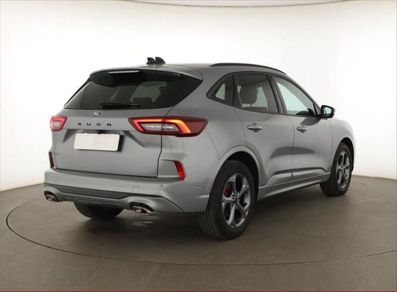 Ford Kuga - hlavní fotka