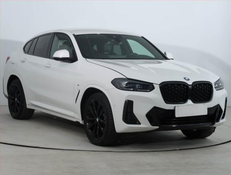 BMW X4 - hlavní foto