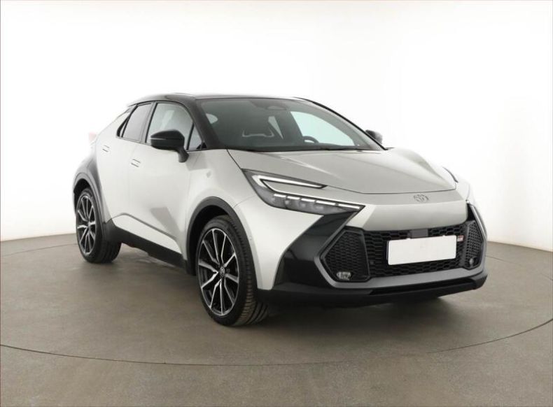 Toyota C-HR - hlavní foto