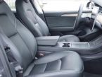 Tesla Model 3 - fotka číslo 8