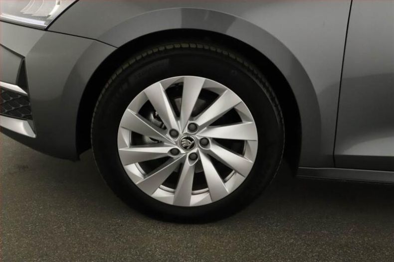 Škoda Octavia - hlavní fotka