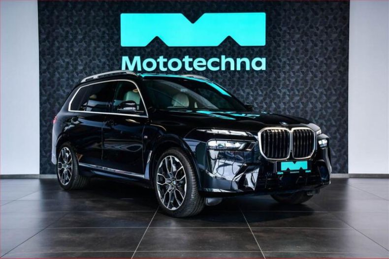 BMW X7 - hlavní foto