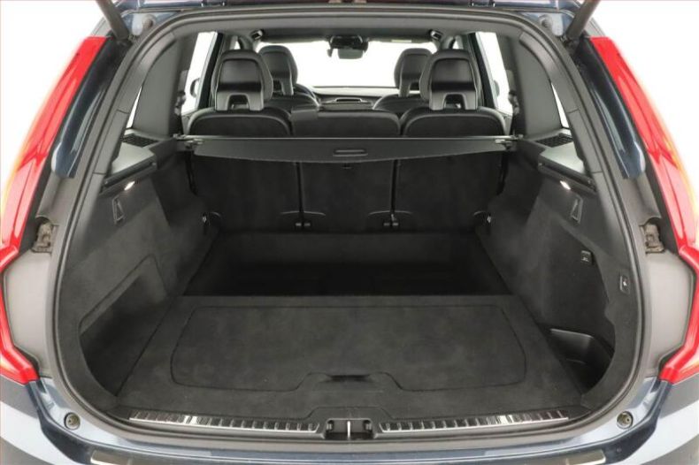 Volvo XC90 - hlavní fotka