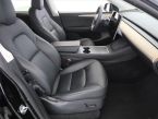 Tesla Model Y - fotka číslo 8