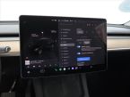 Tesla Model Y - fotka číslo 22