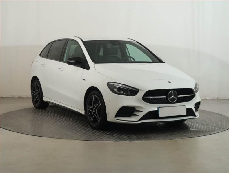 Mercedes Třída B - hlavní foto