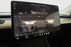 Tesla Model 3 - fotka číslo 15