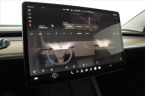 Tesla Model 3 - fotka číslo 16