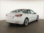 Tesla Model 3 - fotka číslo 4