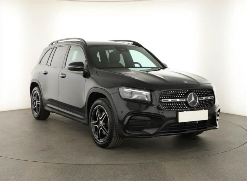 Mercedes GLB - hlavní foto