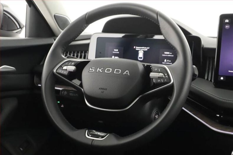 Škoda Superb - hlavní fotka
