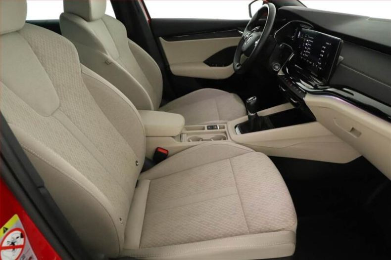 Škoda Octavia - hlavní fotka