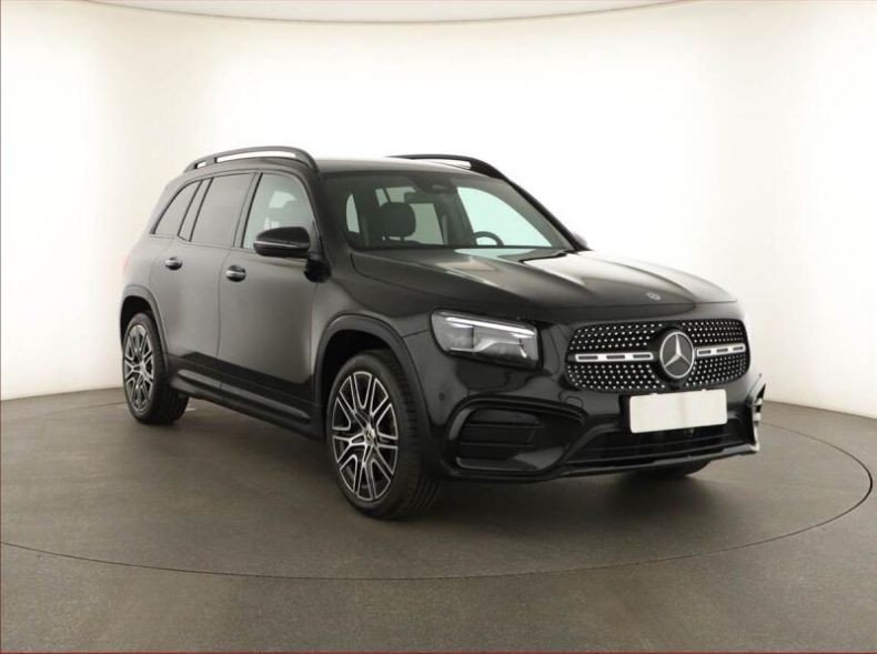 Mercedes GLB - hlavní foto