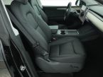 Tesla Model Y - fotka číslo 8