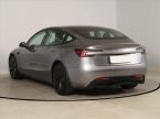 Tesla Model 3 - fotka číslo 3